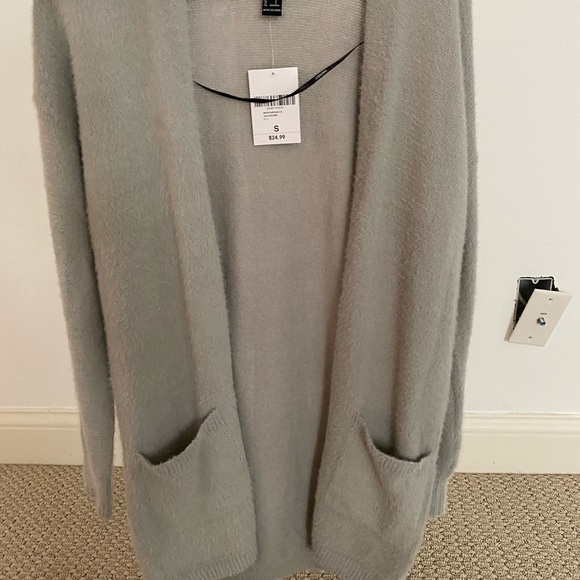 Heather gray cardigan - Picture 2 of 5